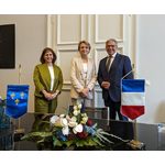 Kennenlernbesuch französischer Botschafterin und Generalkonsulin der Französischen Republik im Rathaus