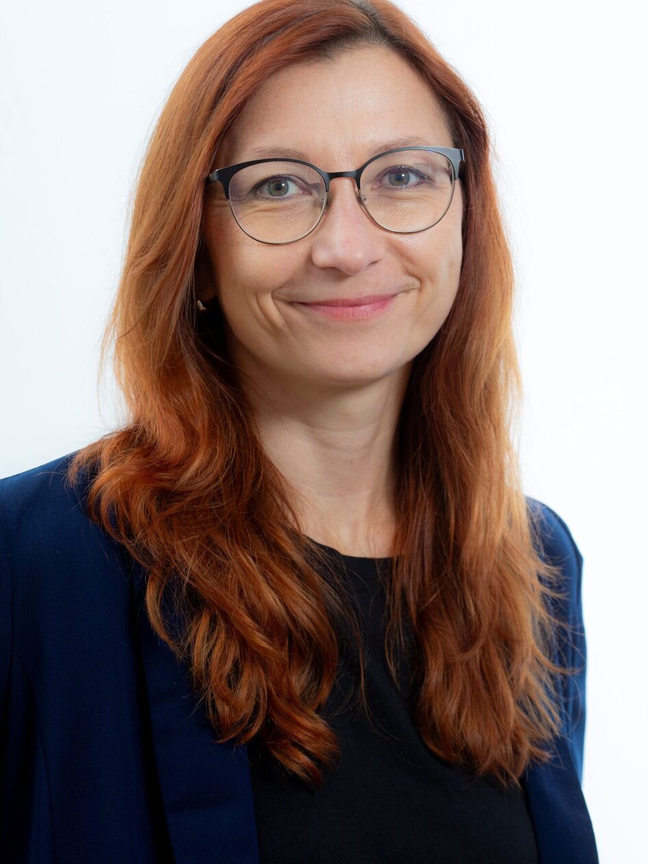 Porträt Dr. Isabel A. Hohle