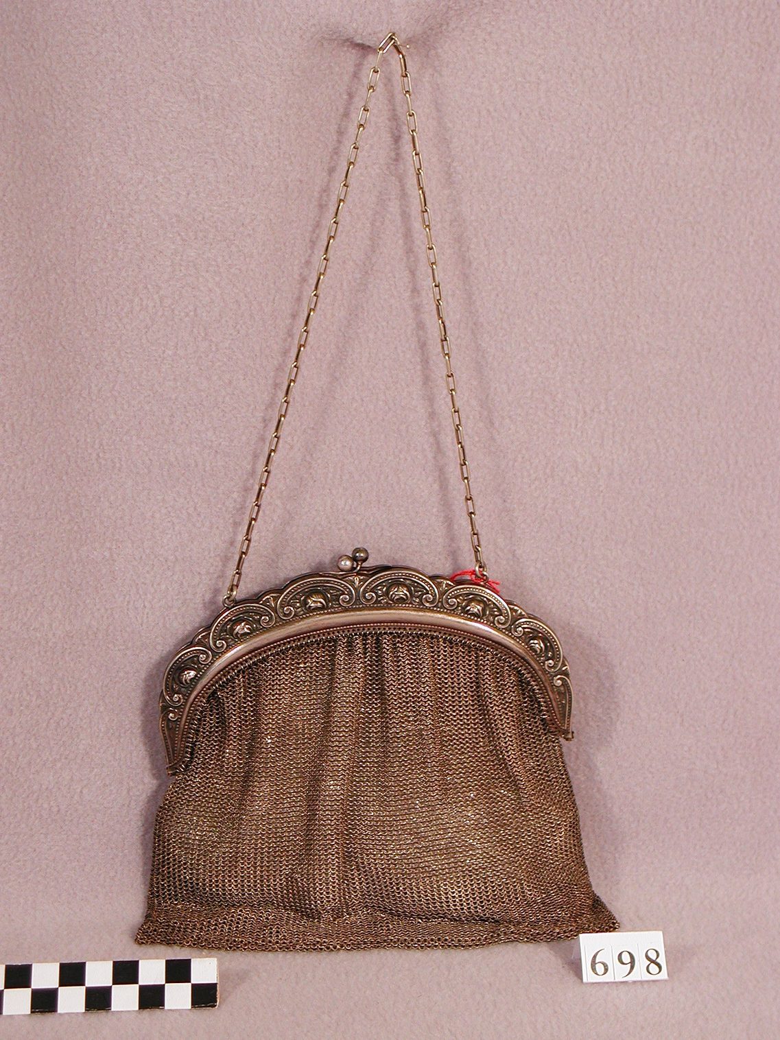 Metallene Damenhandtasche