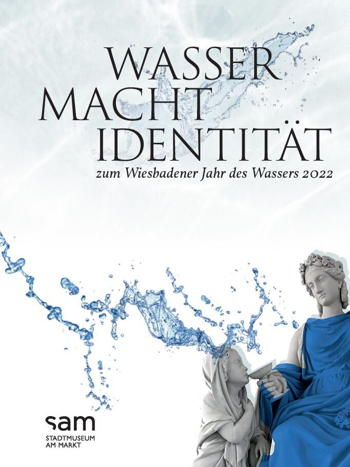 Umschlaggestaltung der Begleitbroschüre mit Statue Frau die Kind Getränk reicht