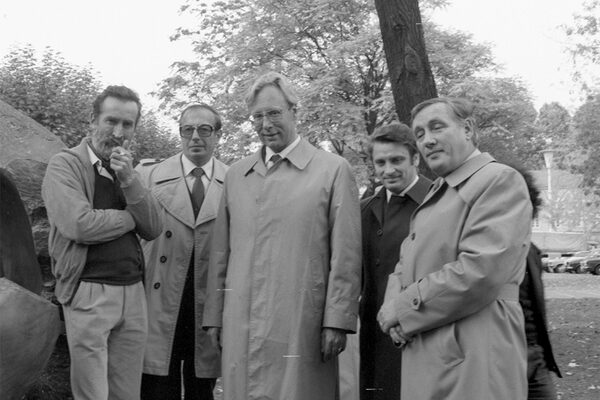 Burmistrz Georg-Berndt Oschatz w parku