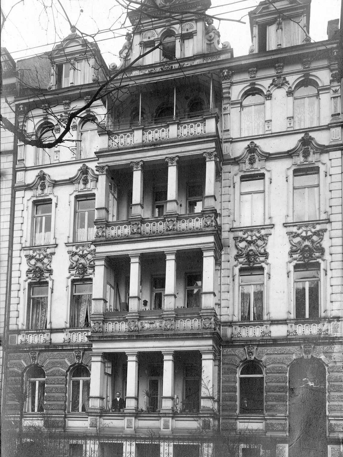 Casă în Goebenstraße în cartierul Feldherrenviertel