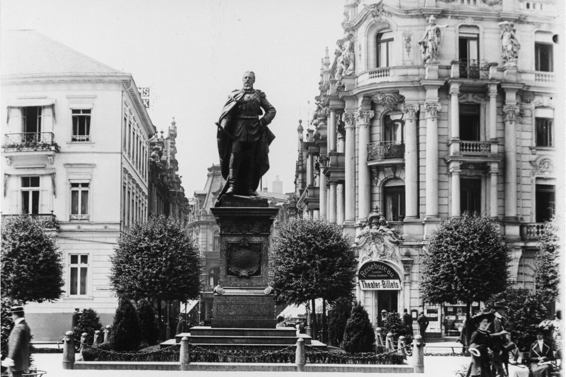 Blick auf den Kaiser-Friedrich-Platz