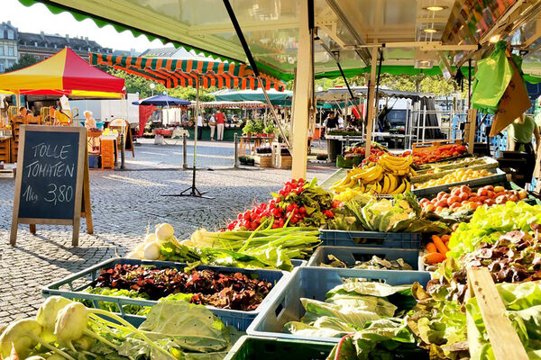 Obst und Gemüse auf einem Wochenmarkt