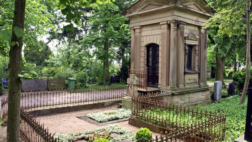 Grab Friedhof Biebrich