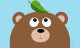 Zeichnung eines Bären mit einem Blatt auf dem Kopf