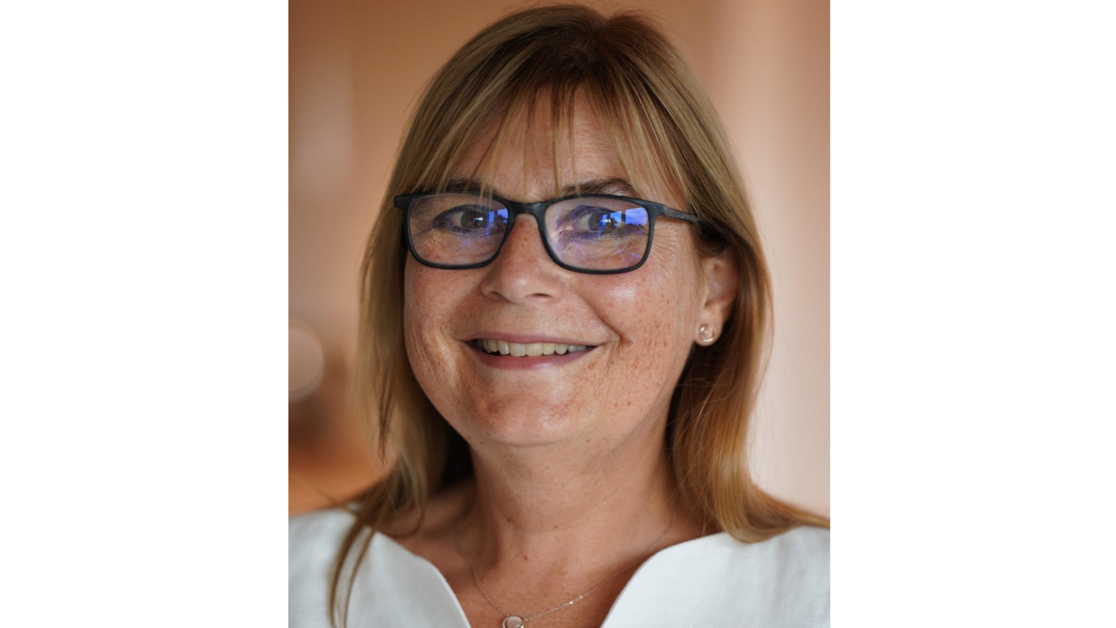 Foto ritratto della signora Monika Heilhecker