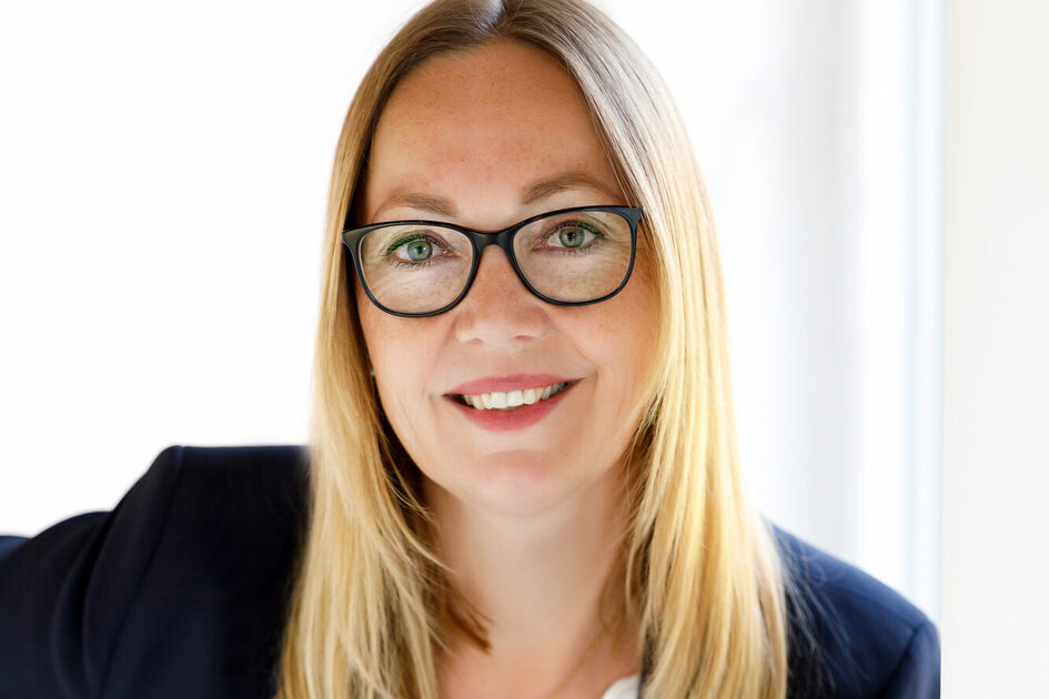 Bayan Silke Büchsenschütz'ün portre fotoğrafı