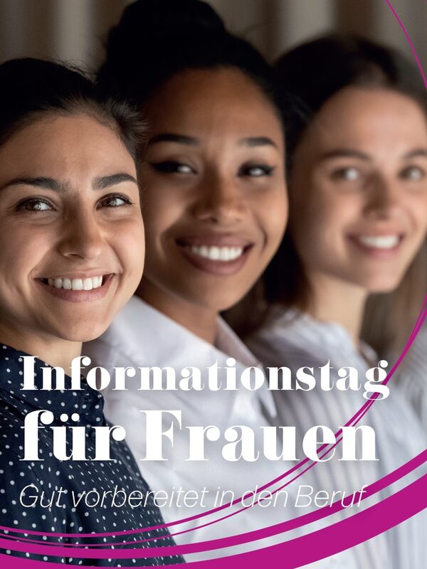 Drei Frauen lachen in die Kamera.