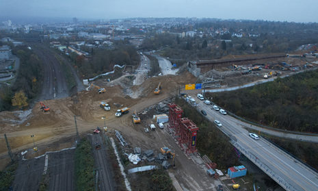 Die Sprengung Salzbachtalbrücke ist am 6. November 2021 erfolgt. Dort werd