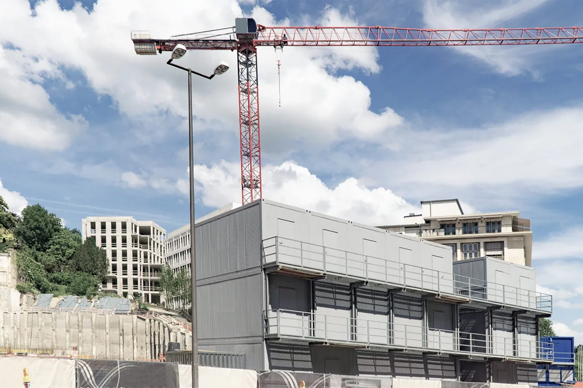 Eine Großbaustelle in Wiesbaden/Kureck.