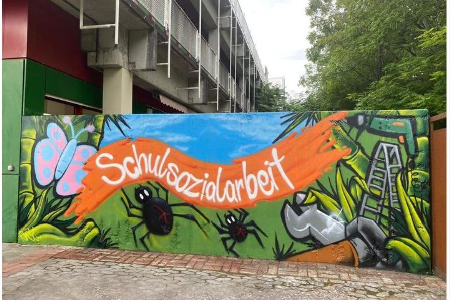 bunt bemalte Wand