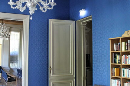 Синият салон в литературната къща Villa Clementine