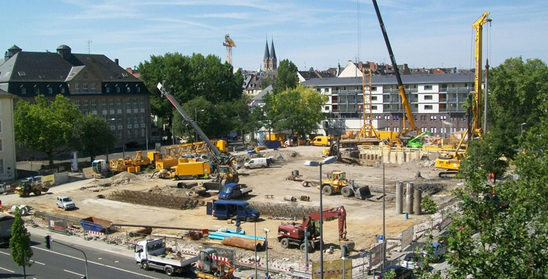 Bauvorhaben am Platz der Deutschen Einheit.
