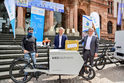 Siegerehrung Stadtradeln 2020 am 25. August vor dem Rathaus mit Oberbürgermeister Gert-Uwe Mende und Verkehrsdezernent Andreas Kowol.
