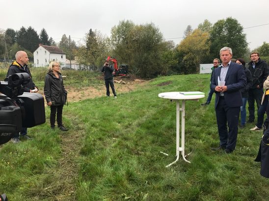 ´Bachumlenkung des Wellritzbaches mit Umweltdezernent Andreas Kowol am 24. Oktober 2019