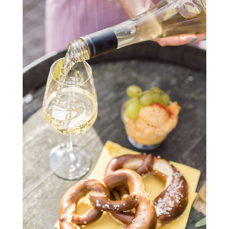 Impressions of the Rheingau Wine Festival in the heart of Wiesbaden.