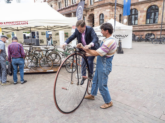Wiesbaden Bike Experience Days/Wirtschaftsdezernent Dr.Oliver Franz