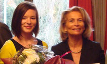 George-Konell-Förderpreis 2011: Kulturdezernentin Rose-Lore Scholz überrei