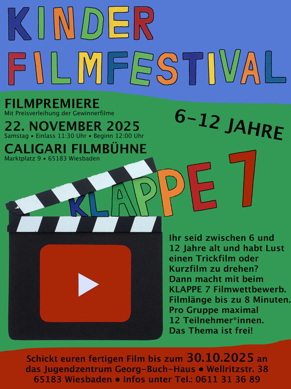 Ein Plakat für das Kinder-Filmfestival Klappe 7 ist zu sehen.