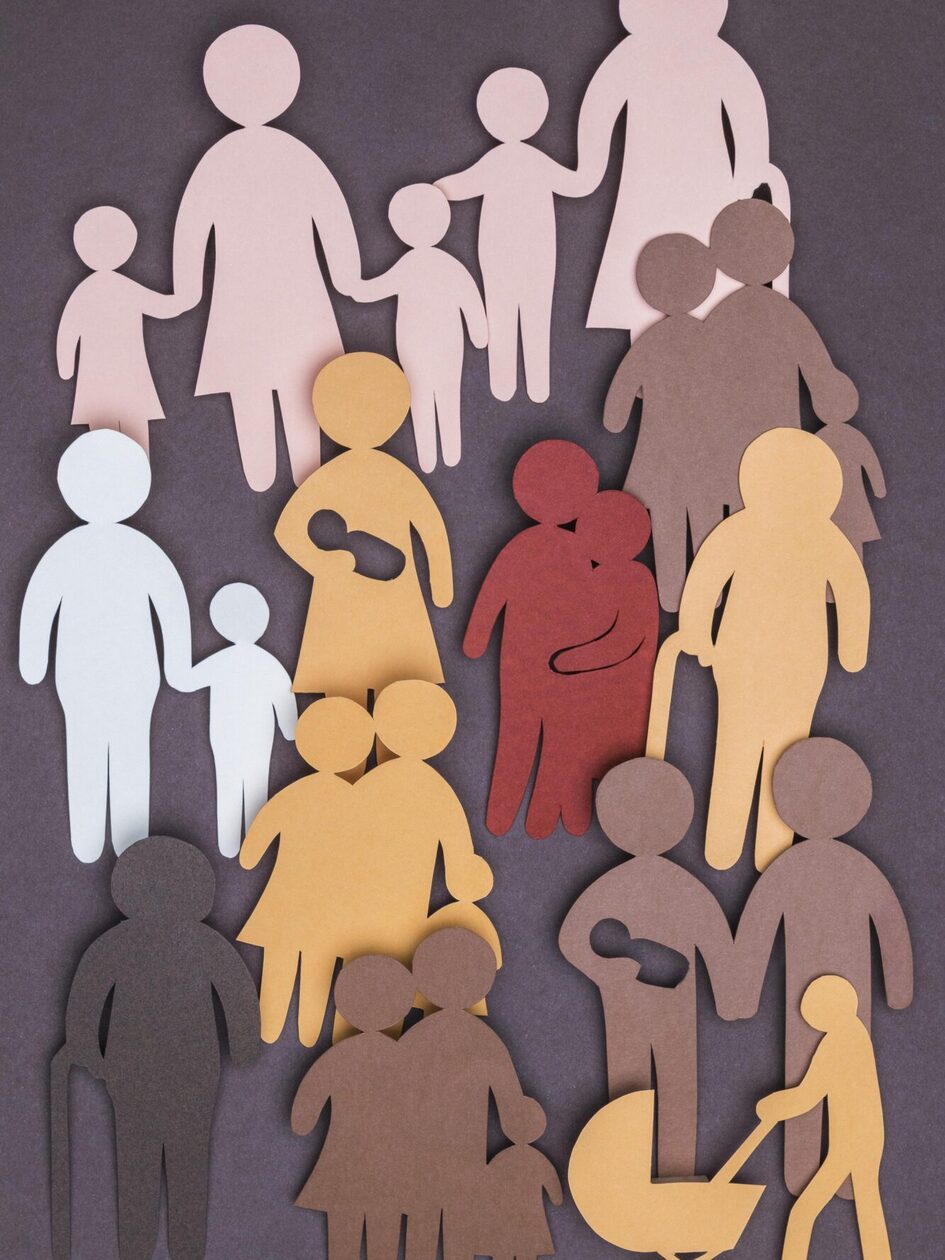 Aus Papier ausgeschnittene Familien