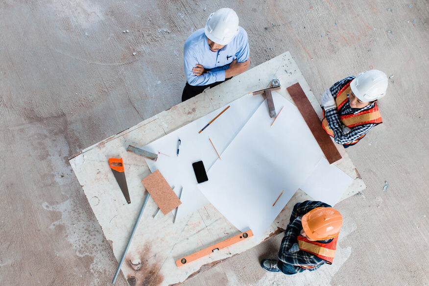 Team,Of,Young,Man,And,Woman,Engineer,And,Architects,Working,