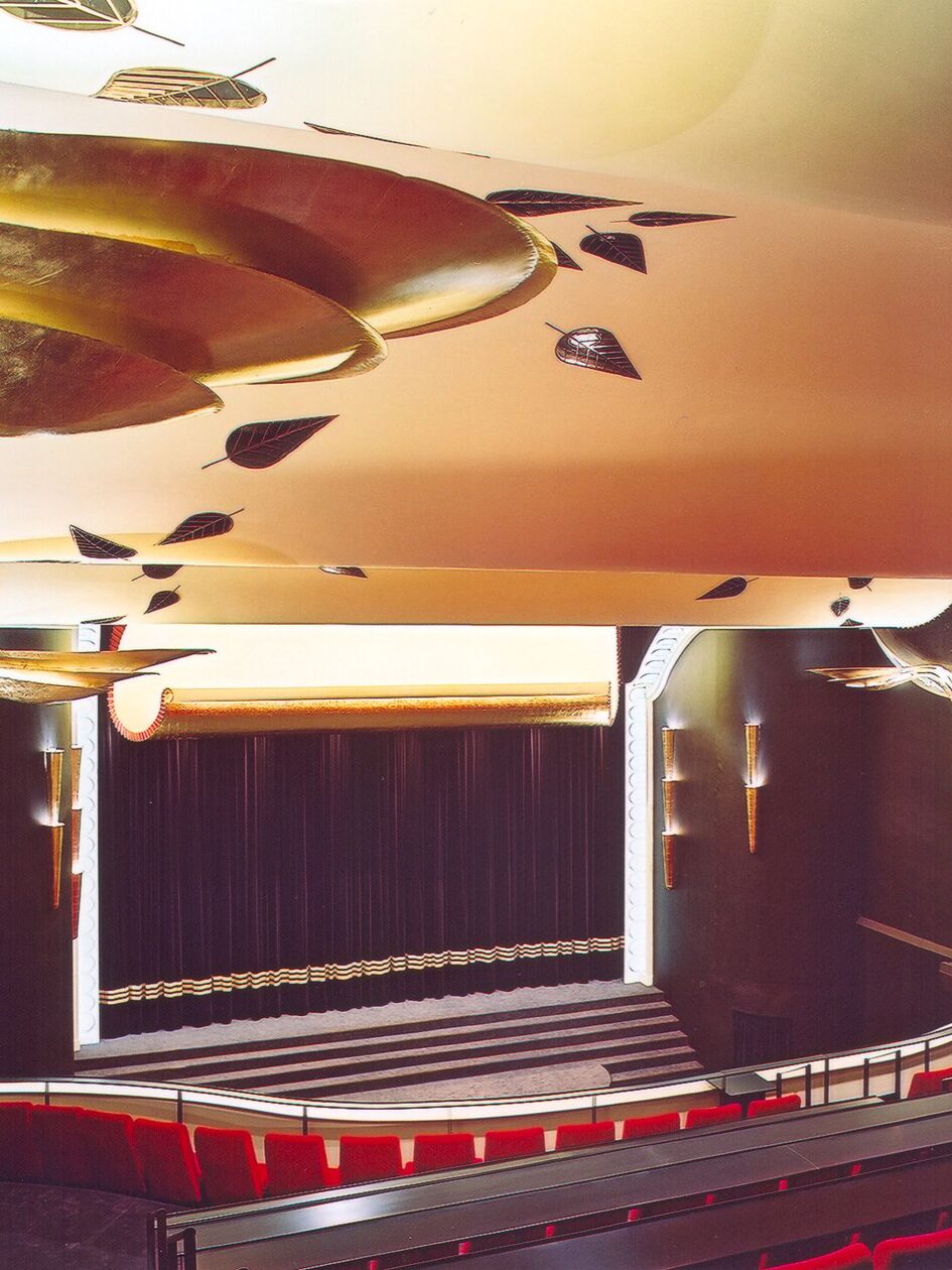 Der Kinosaal nach der Renovierung.