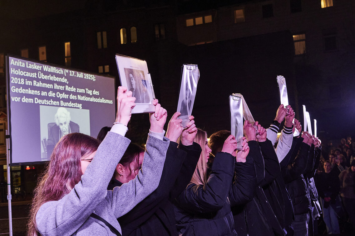Conmemoración de los pogromos de noviembre de 1938