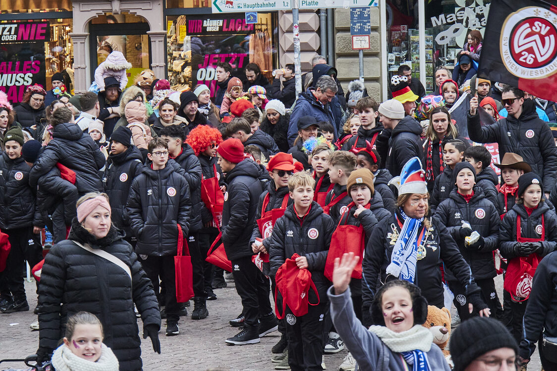 Kinderumzug und Sturm aufs Rathaus