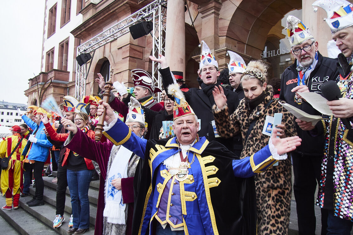 Kinderumzug und Sturm aufs Rathaus