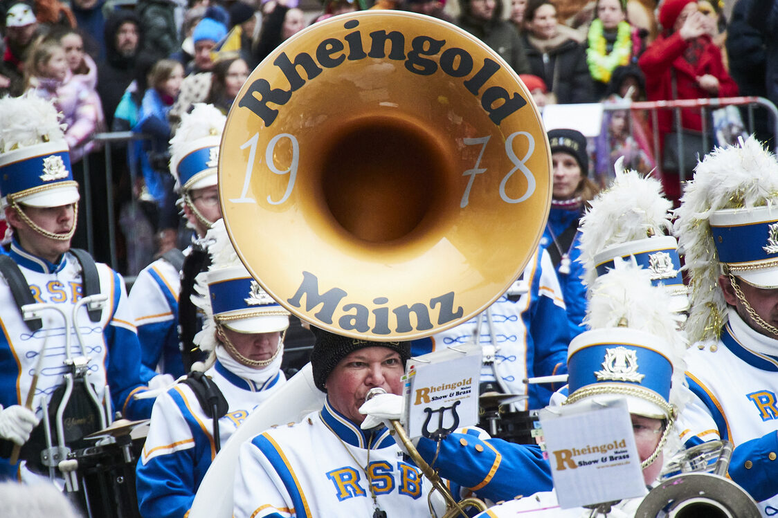 Kinderumzug und Sturm aufs Rathaus