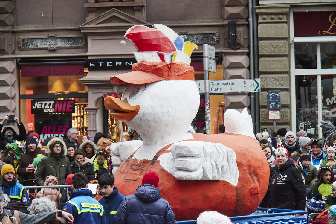 Kinderumzug und Sturm aufs Rathaus
