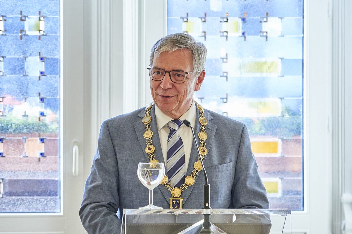 Wręczenie Nagrody im. Helmuta Plessnera 2026 / Prezydent miasta Gert-Uwe Mende