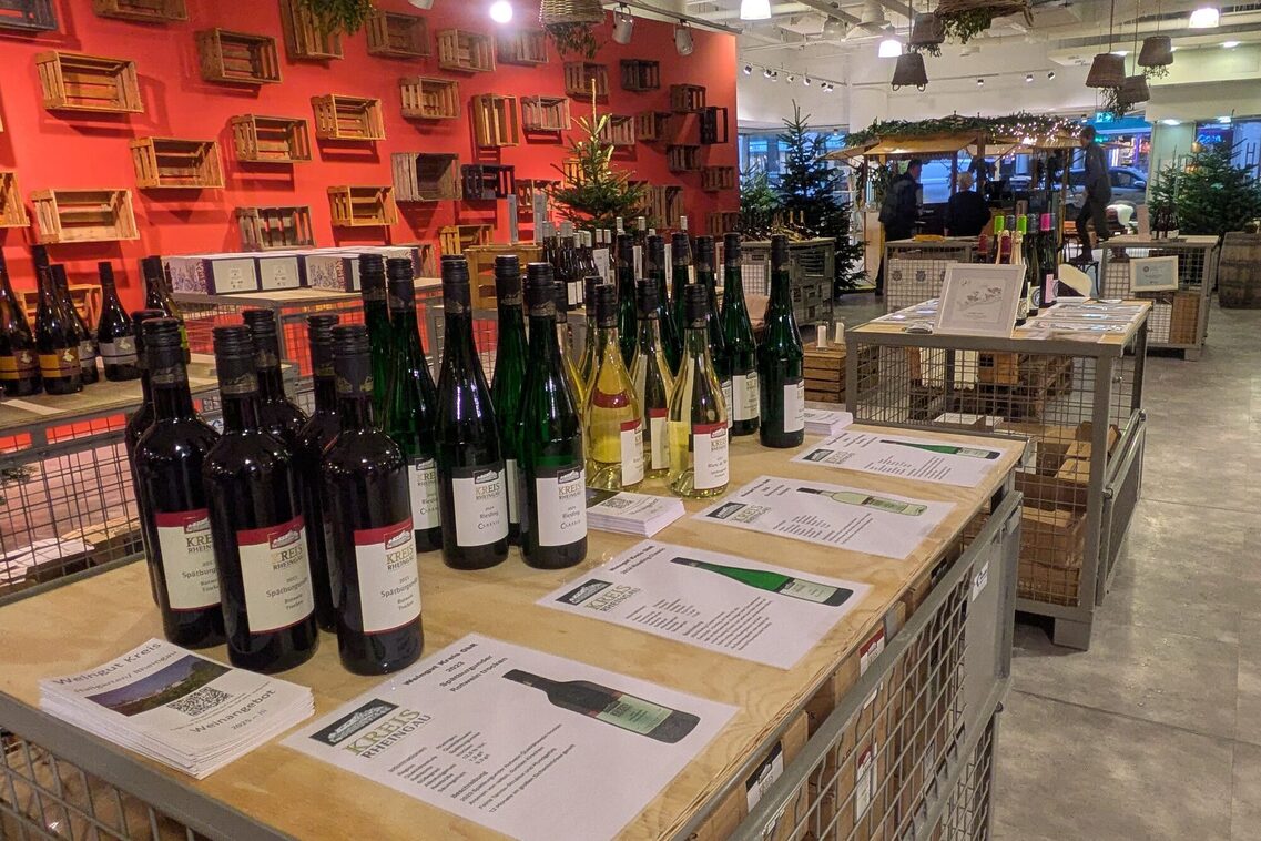 Adventsmarkt im ehemaligen SportScheck