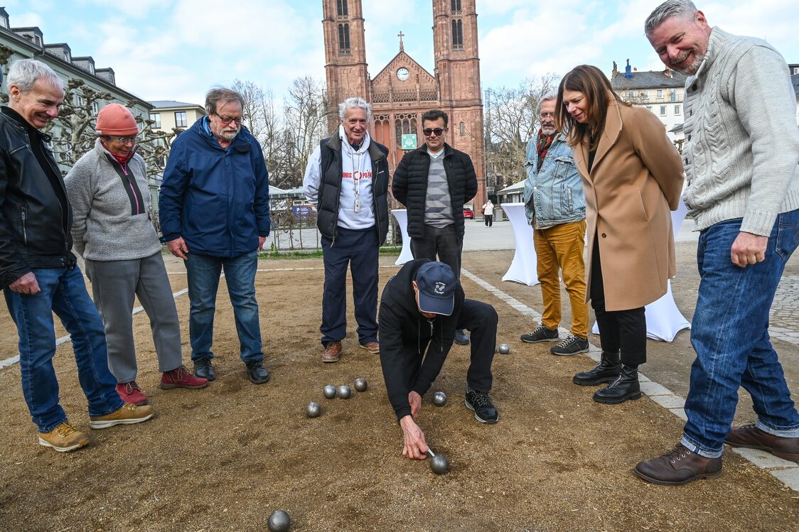 Otwarcie sezonu kortów do gry w bule