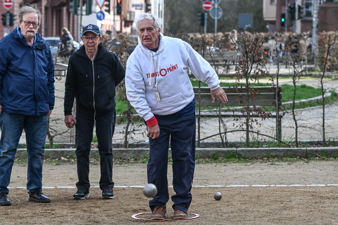 Otwarcie sezonu kortów do gry w bule