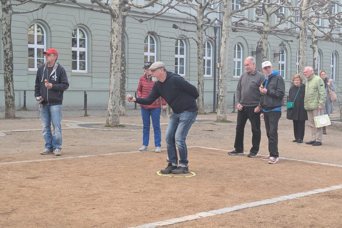 Otwarcie sezonu kortów do gry w bule
