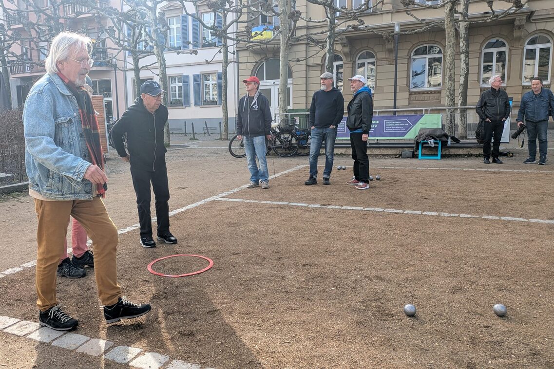 Saisoneröffnung Bouleplatz