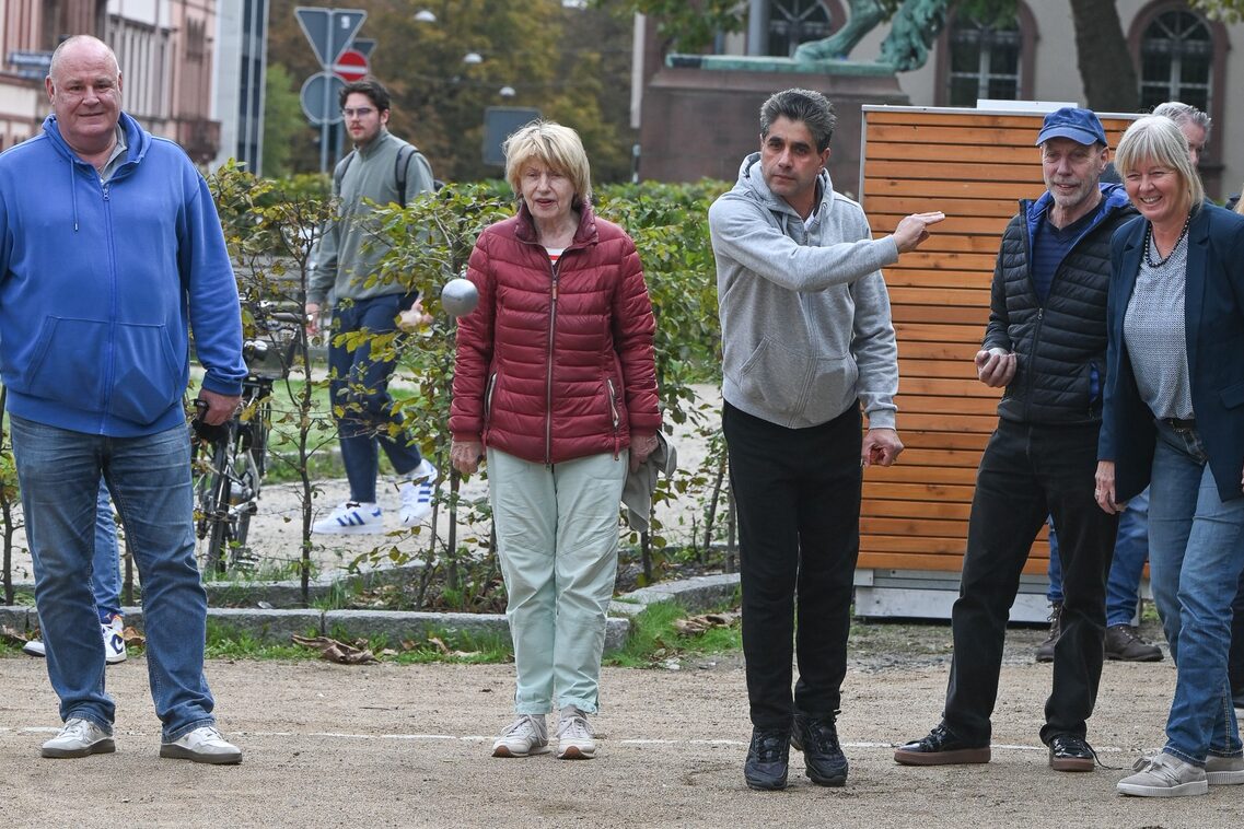Boulebahn auf dem Luisenplatz