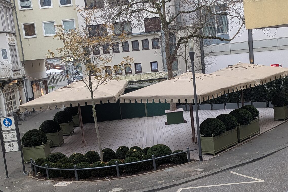 Platz in der Spiegelgasse