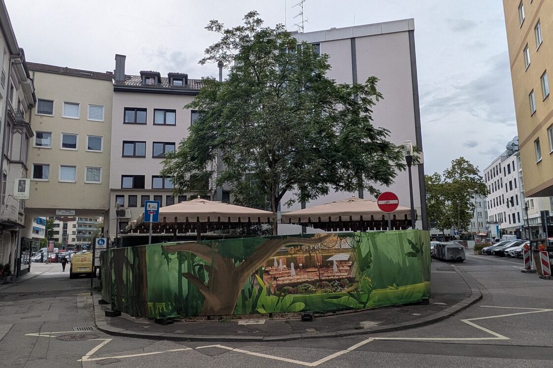 Platz in der Spiegelgasse