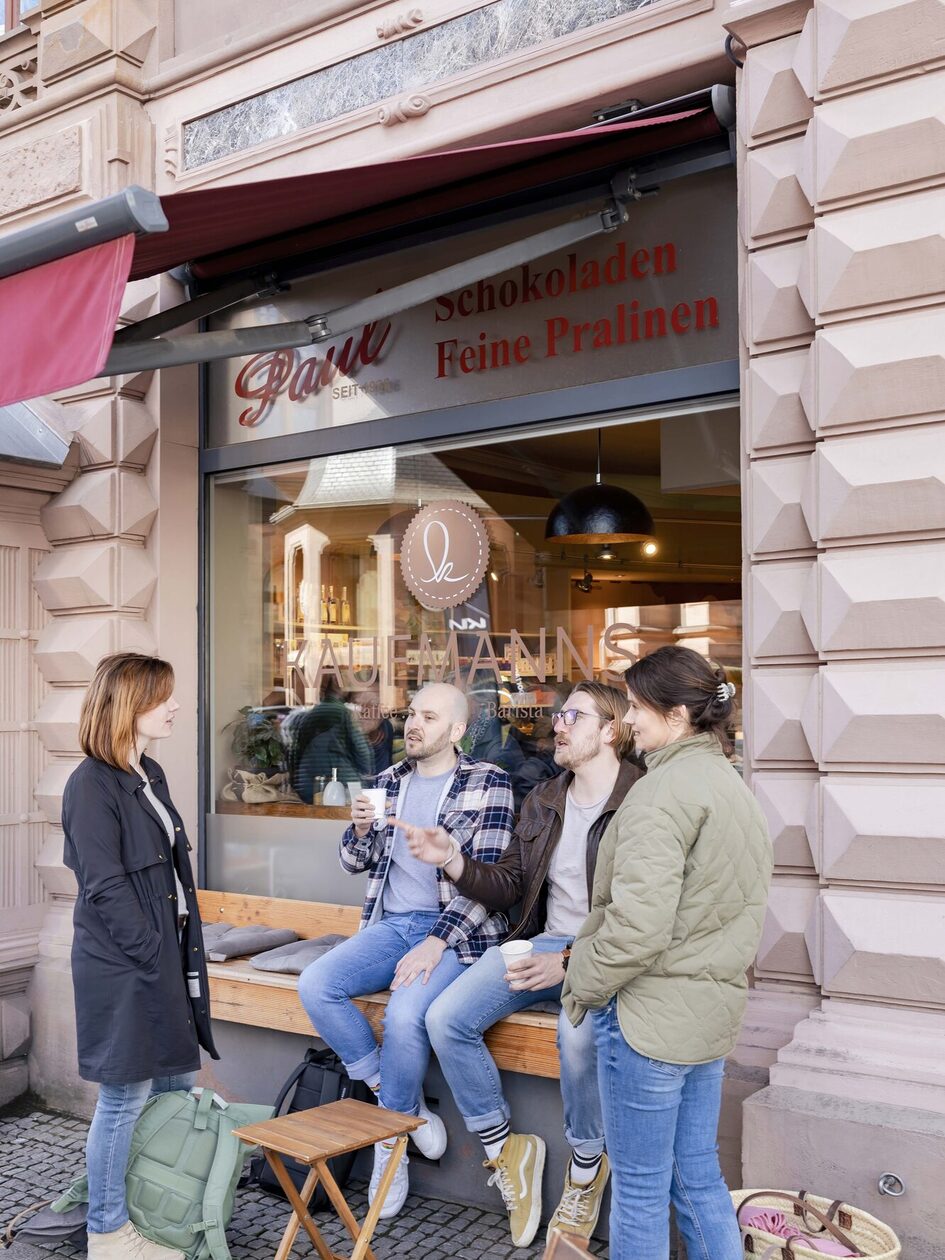 People in front of the café