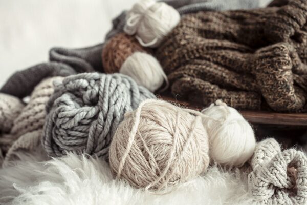 Wolle in Herbstfarben