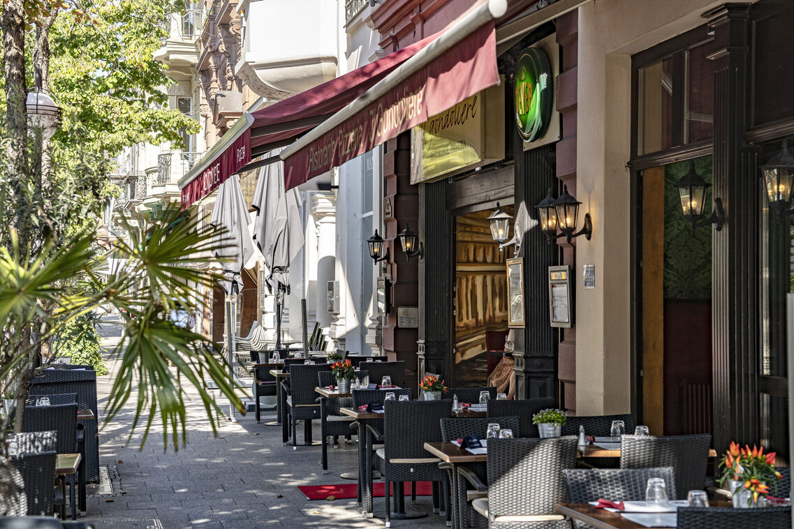 Taunussstraße, Saalgasse
