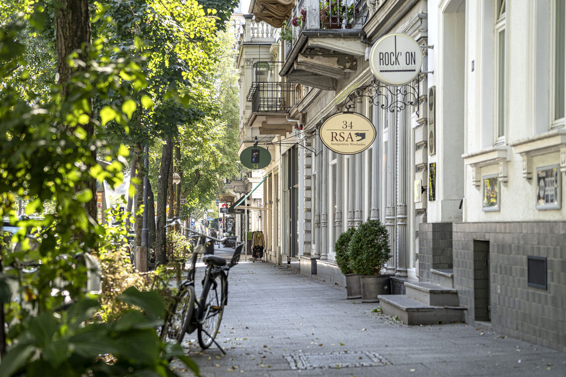 Taunussstraße, Saalgasse