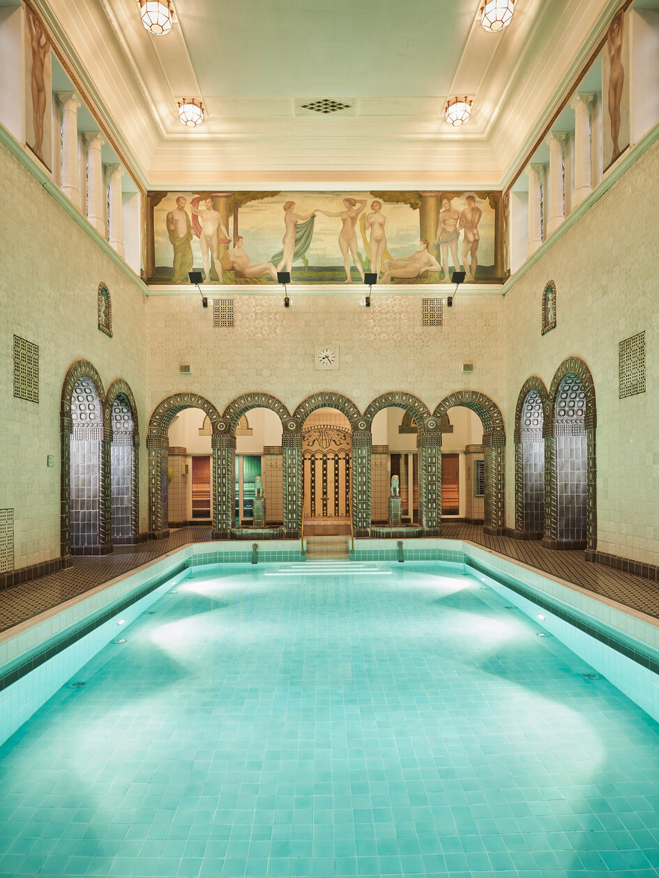 View of the Kaiser-Friedrich-Therme