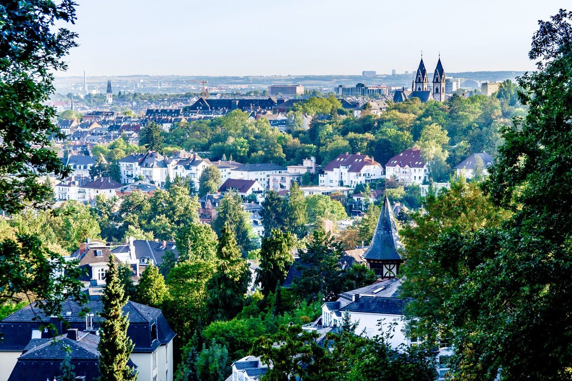 Blick auf die Häuser