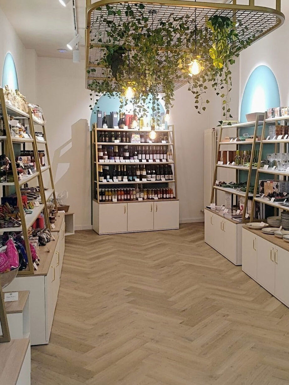 View of the salesroom with shelves