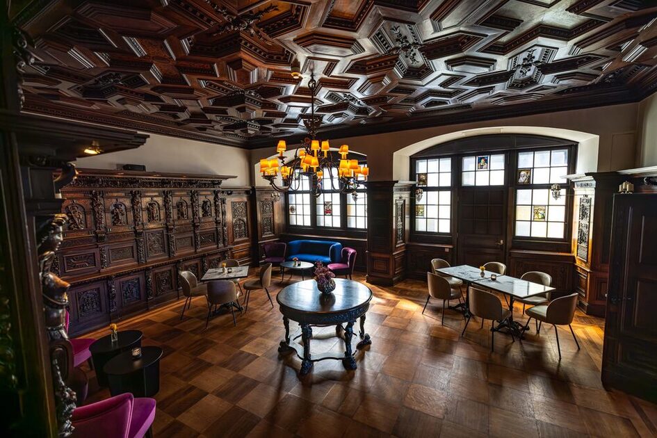 View of the Ingelheim room