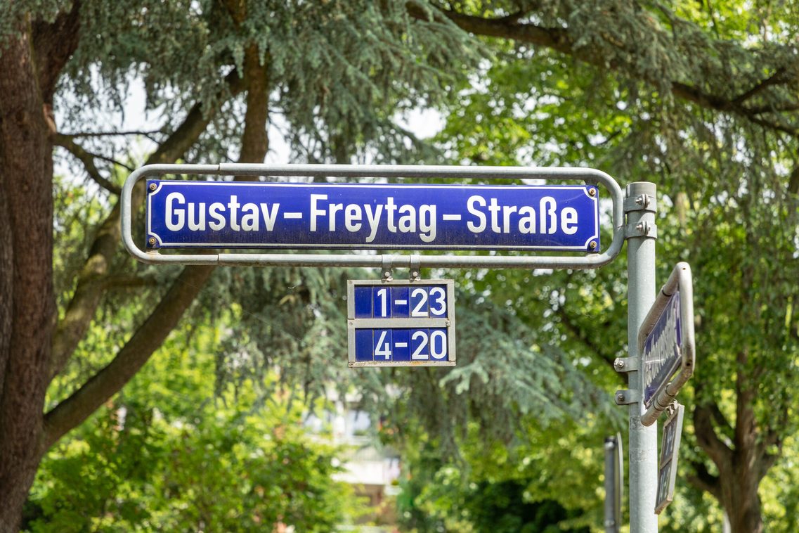 Straßenschild Gustav Freytag Strasse